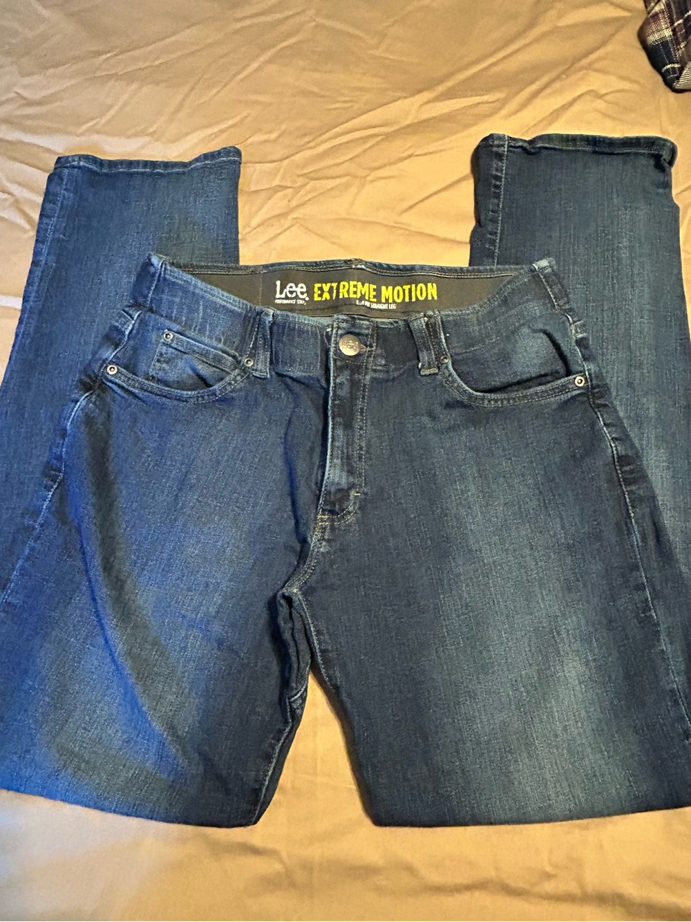Lee Men’s Straight Jeans in Dark Blue Wash